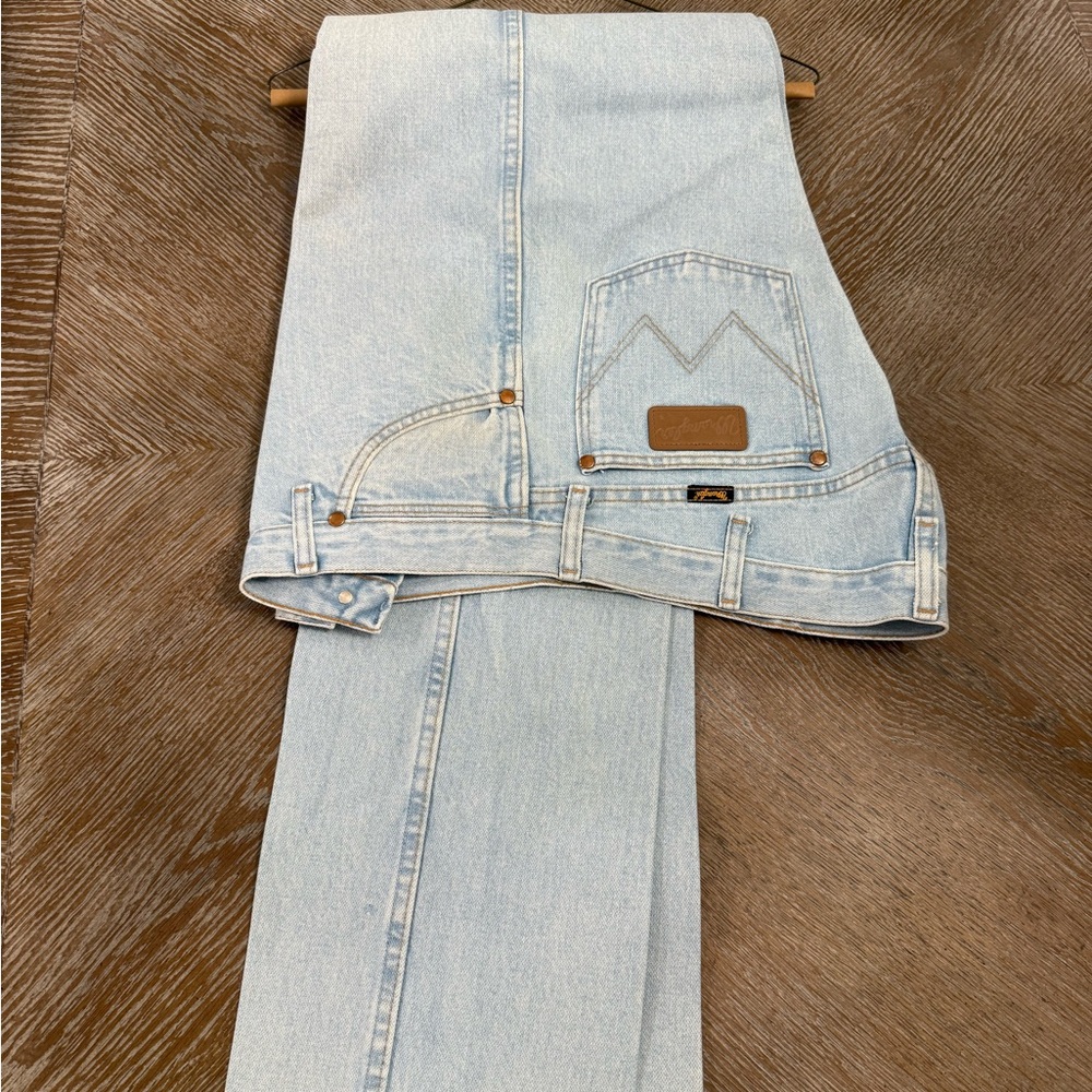 Wranglers white washed jeans. Size 38x38